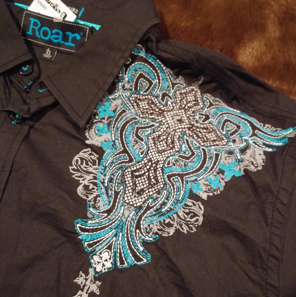 2XL Buckle ROAR Signature western style shirt